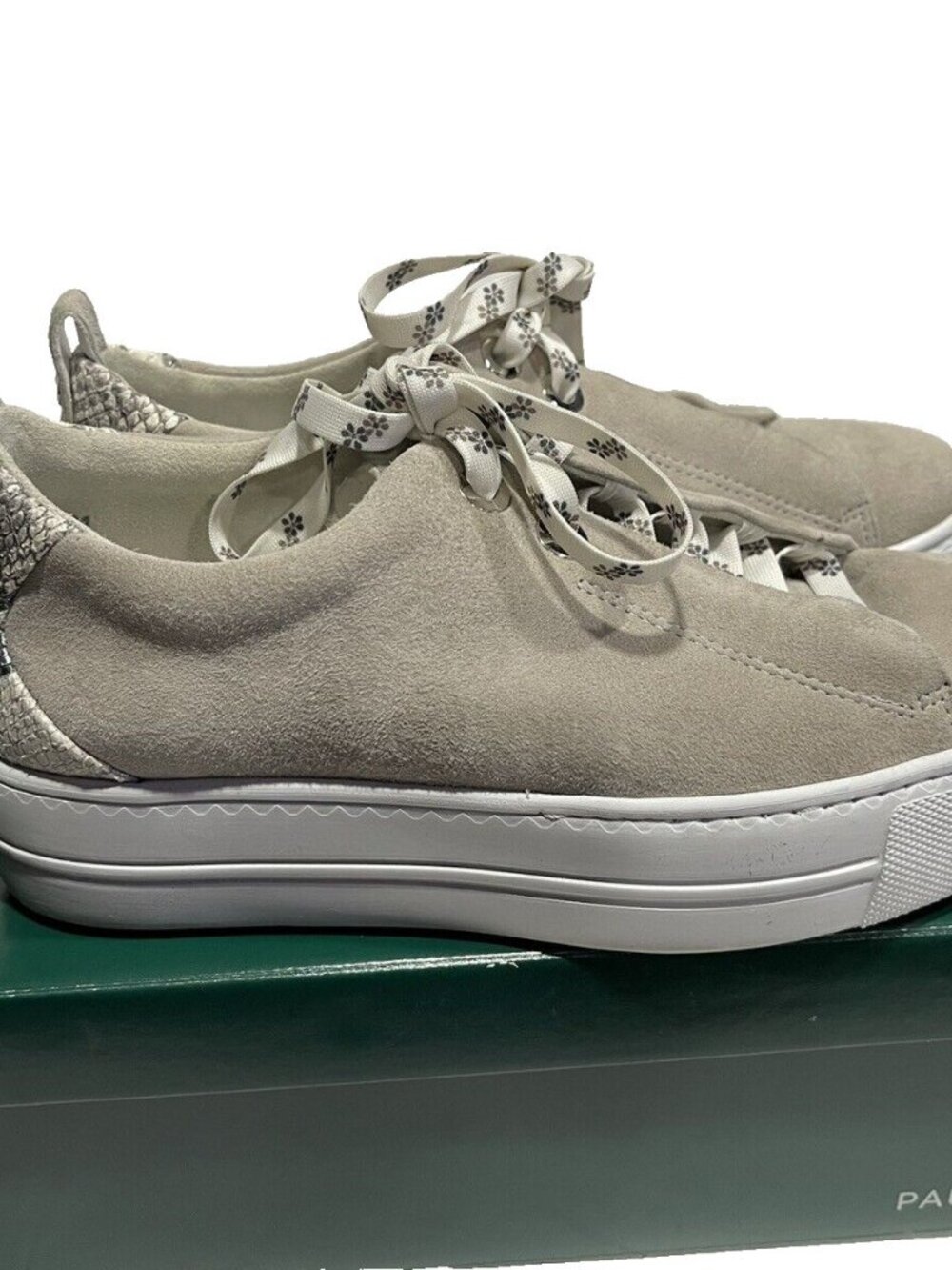 Paul Green Womens Faye Gray Casual and Fashion Sneakers 5.5